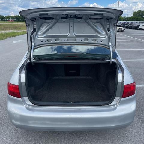 Photo of 2005 Satin Silver Metallic Honda Accord