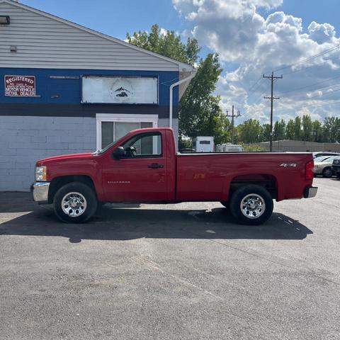 Photo of 2012 Victory Red Chevrolet Silverado 1500