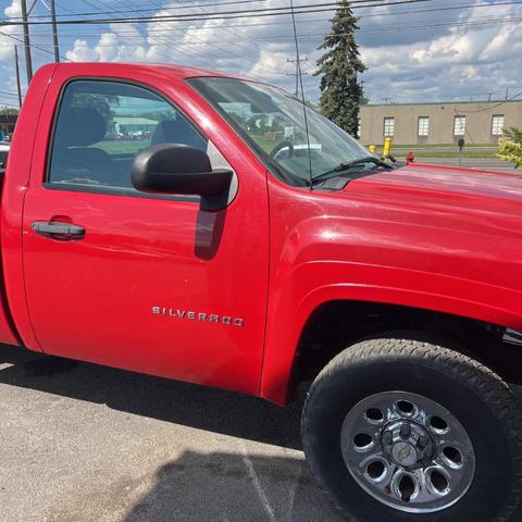 Photo of 2012 Victory Red Chevrolet Silverado 1500