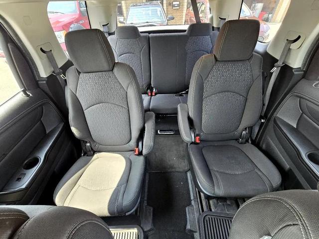 Photo of 2015 Iridium Metallic GMC Acadia