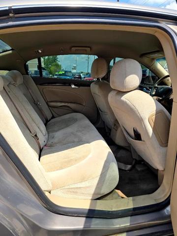 Photo of 2006 TAN Buick Lucerne