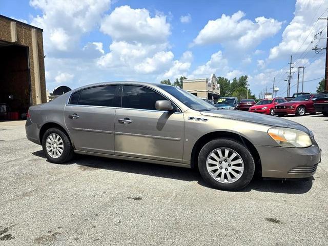 Photo of 2006 TAN Buick Lucerne