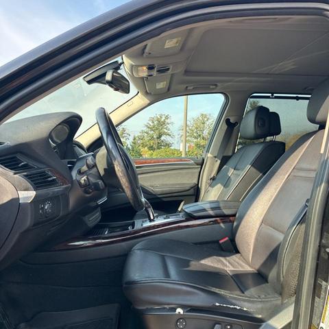 Photo of 2010 BLACK BMW X5