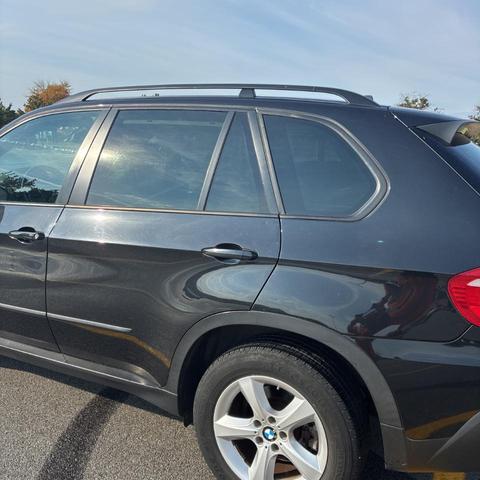 Photo of 2010 BLACK BMW X5