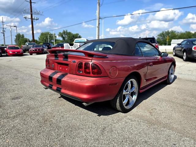 Photo of 1996 RED Ford Mustang