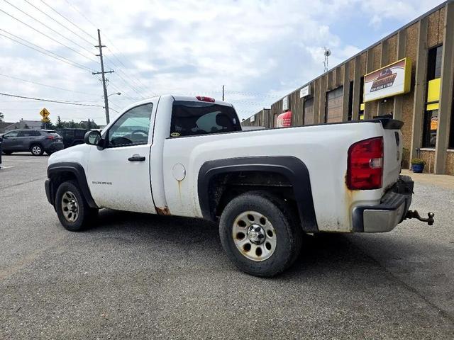 Photo of 2013 Summit White Chevrolet Silverado 1500