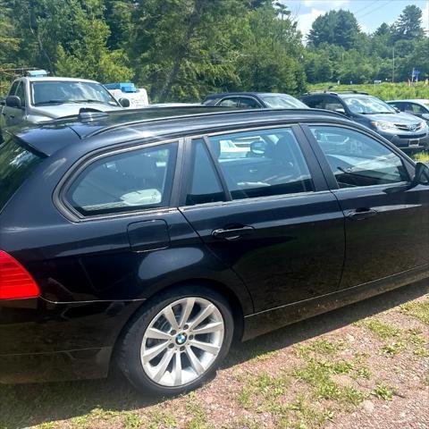Photo of 2011 BLACK BMW 328