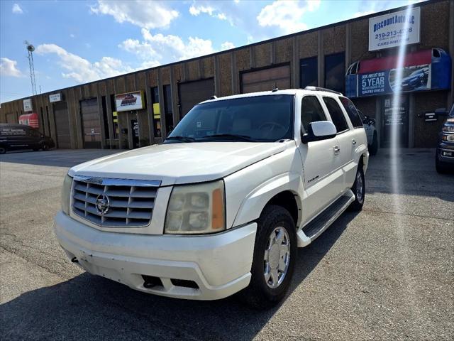 Photo of 2004 White Diamond Cadillac Escalade