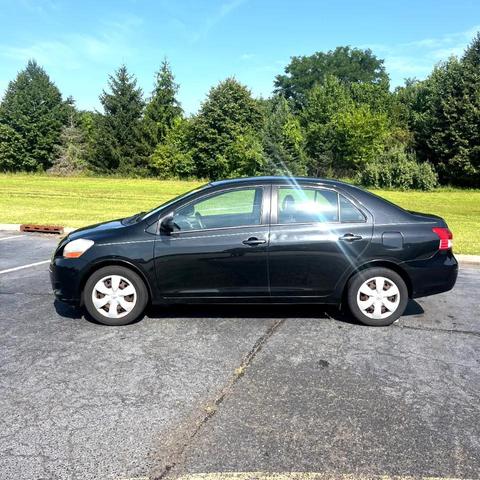 Photo of 2008 Black Sand Pearl Toyota Yaris