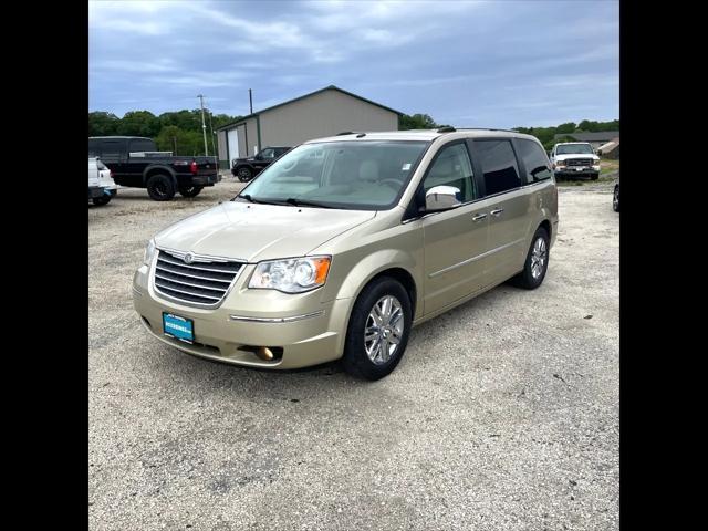 2010 Chrysler Town & Country