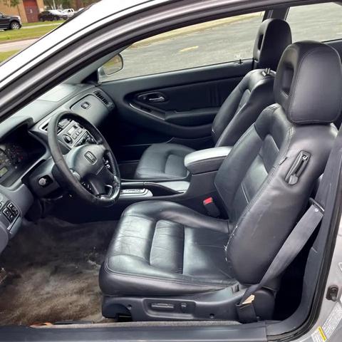 Photo of 2002 Satin Silver Metallic Honda Accord