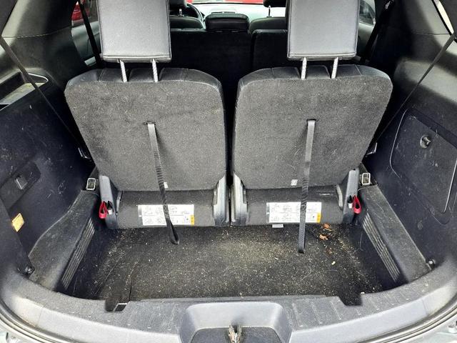 Photo of 2016 Dark Green Ford Explorer