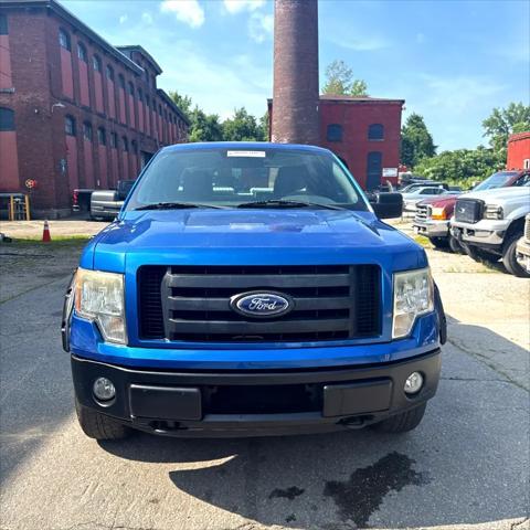 Photo of 2010 Blue Flame Metallic Ford F-150