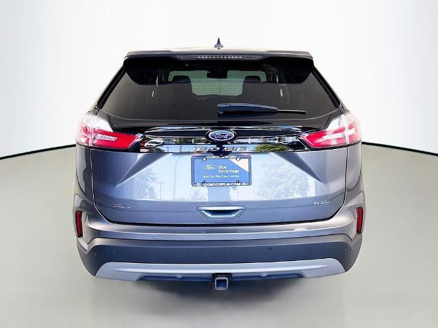 Photo of 2022 CARBONIZED GRAY Ford Edge