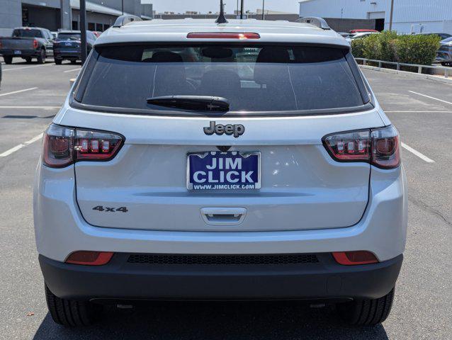 Photo of 2025 Silver Zynith Metallic Clearcoat Jeep Compass