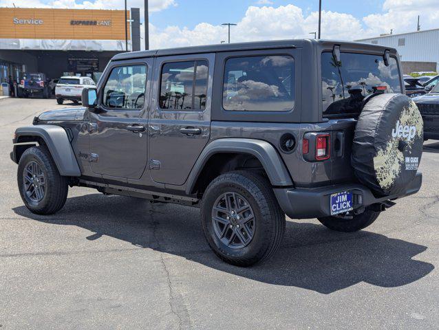Photo of 2025 Granite Crystal Metallic Clearcoat Jeep Wrangler