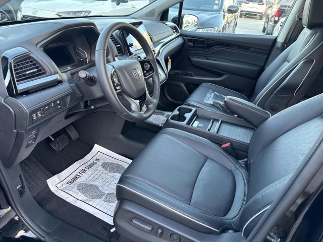 Photo of 2024 Black Honda Odyssey