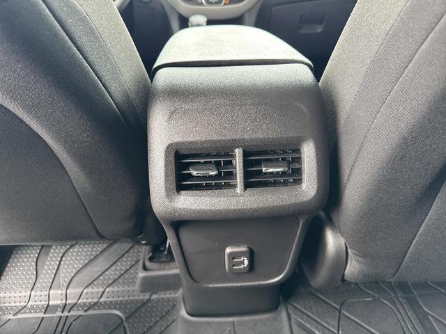 Photo of 2022 Blue Glow Metallic Chevrolet Equinox