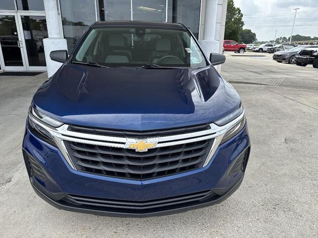 Photo of 2022 Blue Glow Metallic Chevrolet Equinox