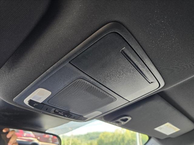 Photo of 2025 Platinum White Pearl Honda Pilot
