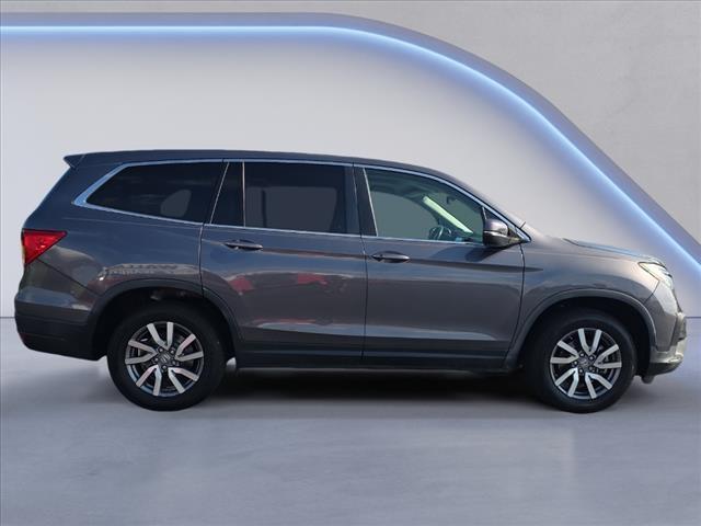 Photo of 2019 Modern Steel Metallic Honda Pilot
