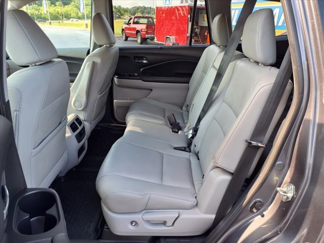 Photo of 2019 Modern Steel Metallic Honda Pilot