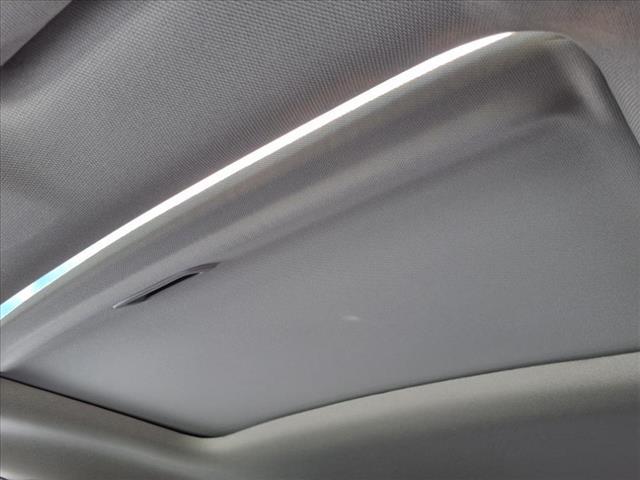 Photo of 2026 Platinum White Pearl Honda HR-V