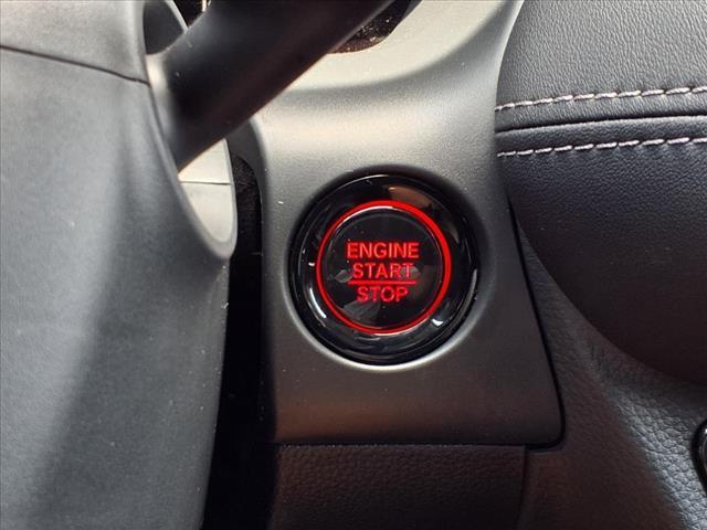 Photo of 2026 Platinum White Pearl Honda HR-V