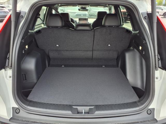 Photo of 2026 Platinum White Pearl Honda CR-V Hybrid