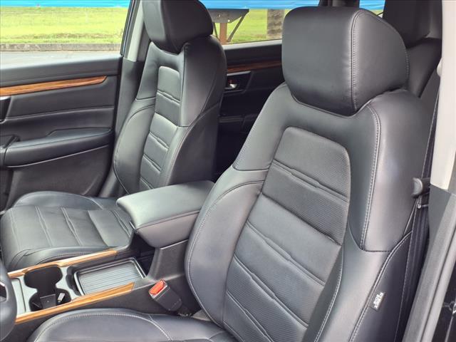 Photo of 2022 Crystal Black Pearl Honda CR-V