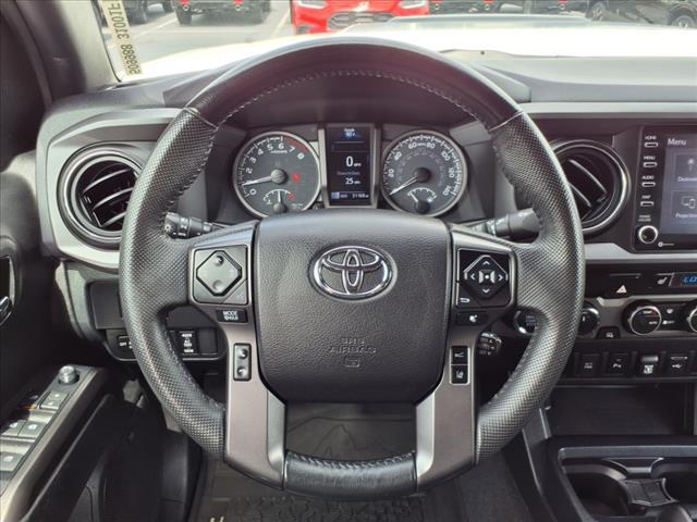 Photo of 2021 Super White Toyota Tacoma