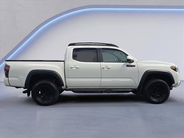 Photo of 2021 Super White Toyota Tacoma