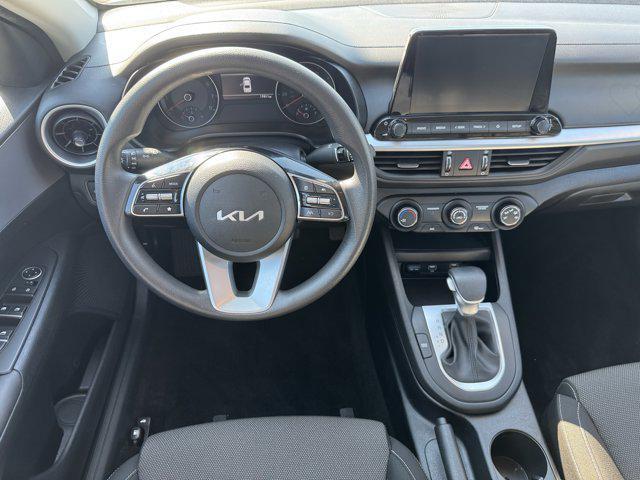 Photo of 2024 Snow White Pearl Kia Forte