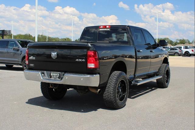 Photo of 2017 Brilliant Black Crystal Pearlcoat RAM 2500