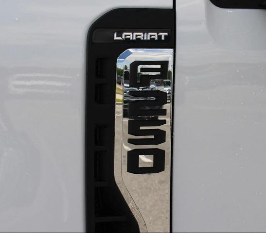 Photo of 2025 Star White Metallic Tri-Coat Ford F-250