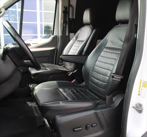 Photo of 2023 Oxford White Ford Transit-150
