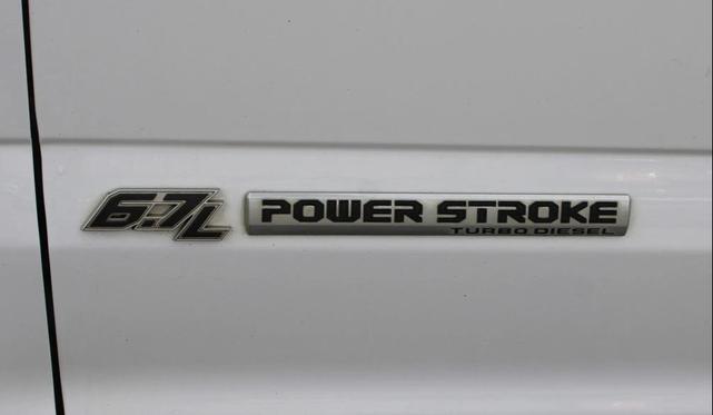 Photo of 2022 Oxford White Ford F-350