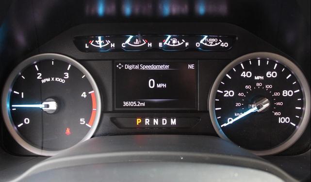 Photo of 2022 Oxford White Ford F-350