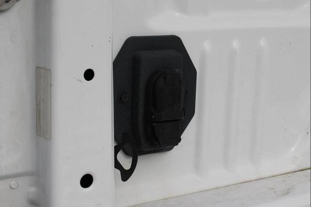 Photo of 2022 Oxford White Ford F-350