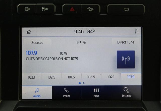 Photo of 2022 Oxford White Ford F-350