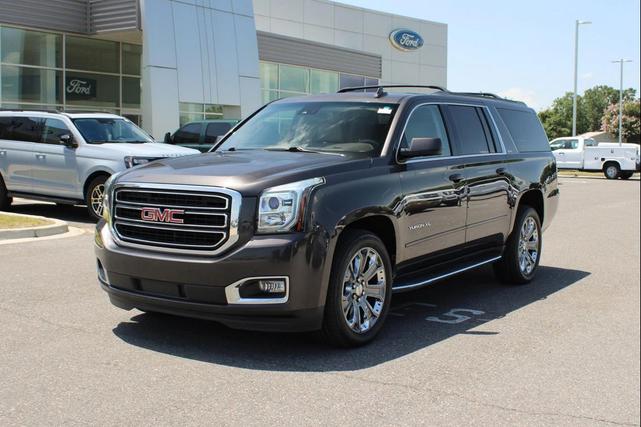 Photo of 2017 Grey GMC Yukon XL