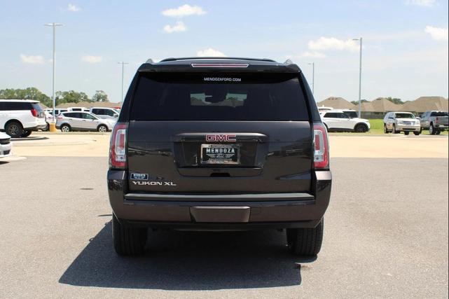 Photo of 2017 Grey GMC Yukon XL