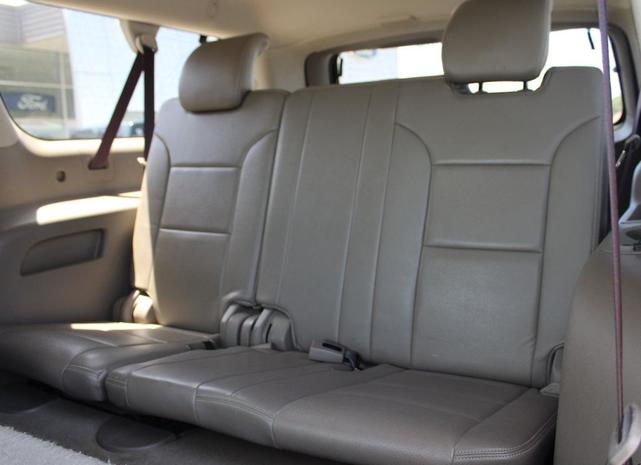 Photo of 2017 Grey GMC Yukon XL