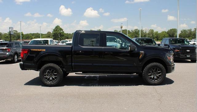 Photo of 2025 Agate Black Metallic Ford F-150