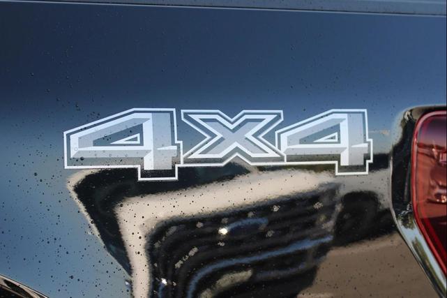 Photo of 2025 Agate Black Metallic Ford F-150