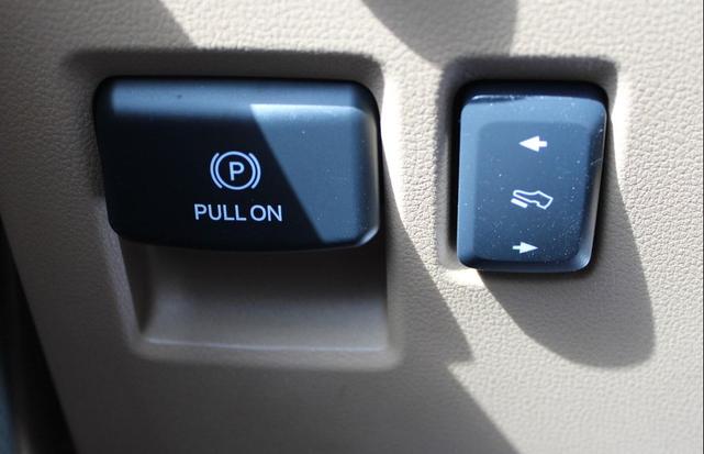 Photo of 2023 Azure Gray Metallic Tri-Coat Ford F-150
