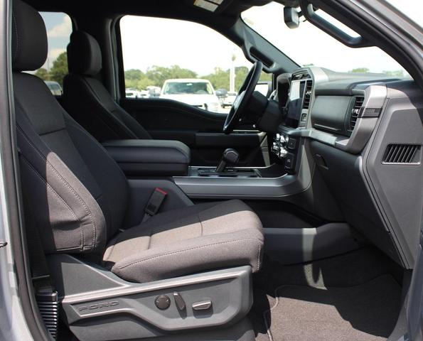 Photo of 2025 Iconic Silver Metallic Ford F-150