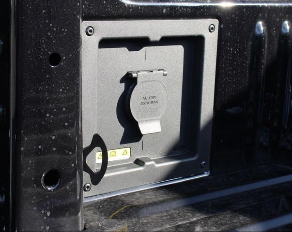 Photo of 2025 Agate Black Metallic Ford F-150