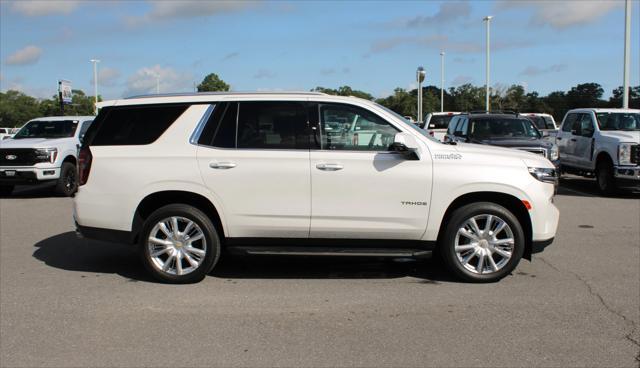 Photo of 2022 White Chevrolet Tahoe