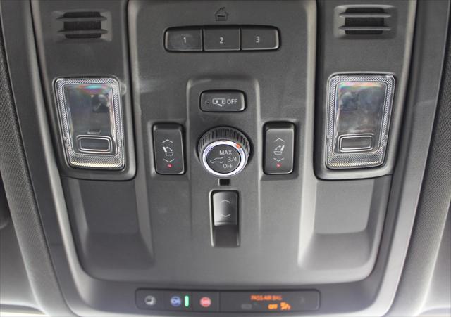 Photo of 2022 White Chevrolet Tahoe